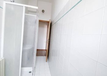 Bagno - Three-room apartment via di Saliceto, Bologna (neighborhood Bolognina) - photo 21