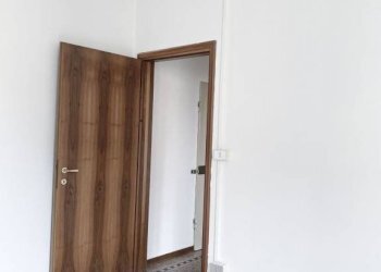 Camera da letto - Three-room apartment via di Saliceto, Bologna (neighborhood Bolognina) - photo 38