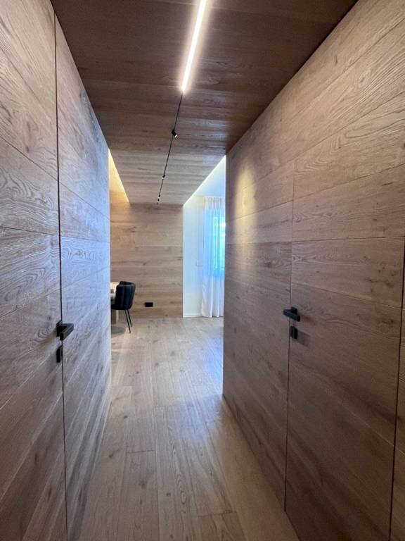 Corridoio - Three-room apartment via Monfol, 41, Sauze d'Oulx - photo 3