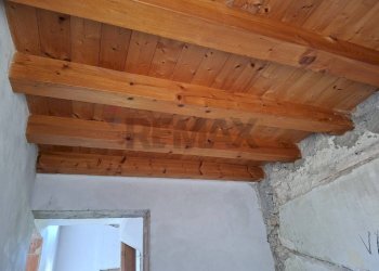 Dettagli - Casa semi indipendente Via Cal de Cros
 
12, Follina - foto 24