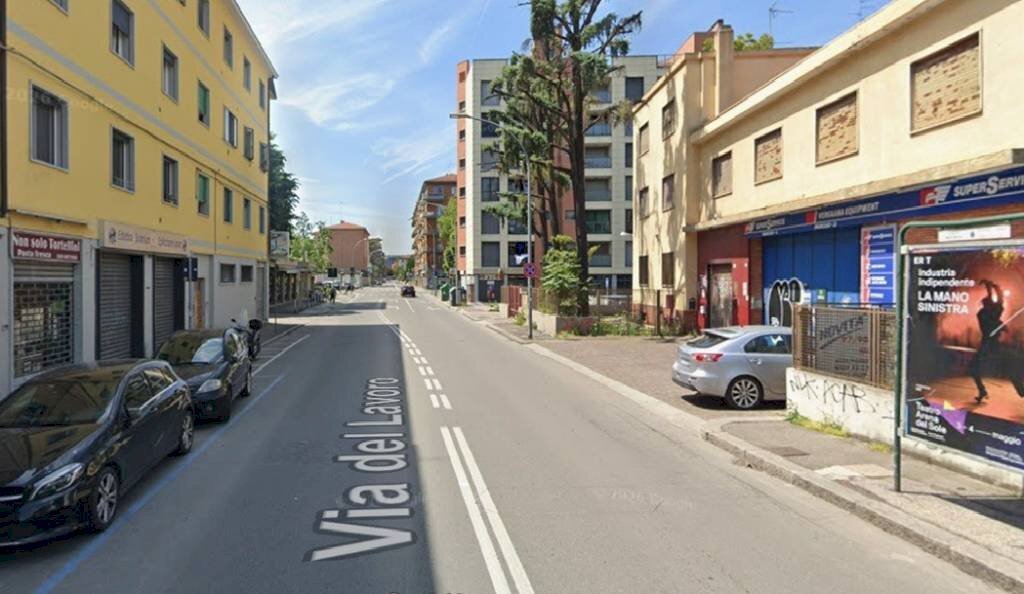 Zona - Negozio via del Lavoro, Bologna (zona San Donato) - foto 1