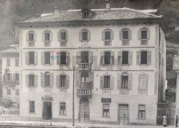 Edificio all\'aperto - Villa Via Regina Margherita
 
56 e 119, Perarolo di Cadore - foto 3