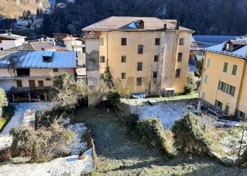 Edificio all\'aperto - Villa Via Regina Margherita
 
56 e 119, Perarolo di Cadore - foto 6