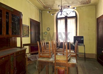 Sala da pranzo - Villa Via Regina Margherita
 
56 e 119, Perarolo di Cadore - foto 10