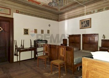 Sala da pranzo - Villa Via Regina Margherita
 
56 e 119, Perarolo di Cadore - foto 13