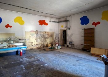 Stanza vuota - Villa Via Regina Margherita
 
56 e 119, Perarolo di Cadore - foto 17