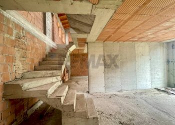 Scale - Independent house Valdobbiadene - photo 20