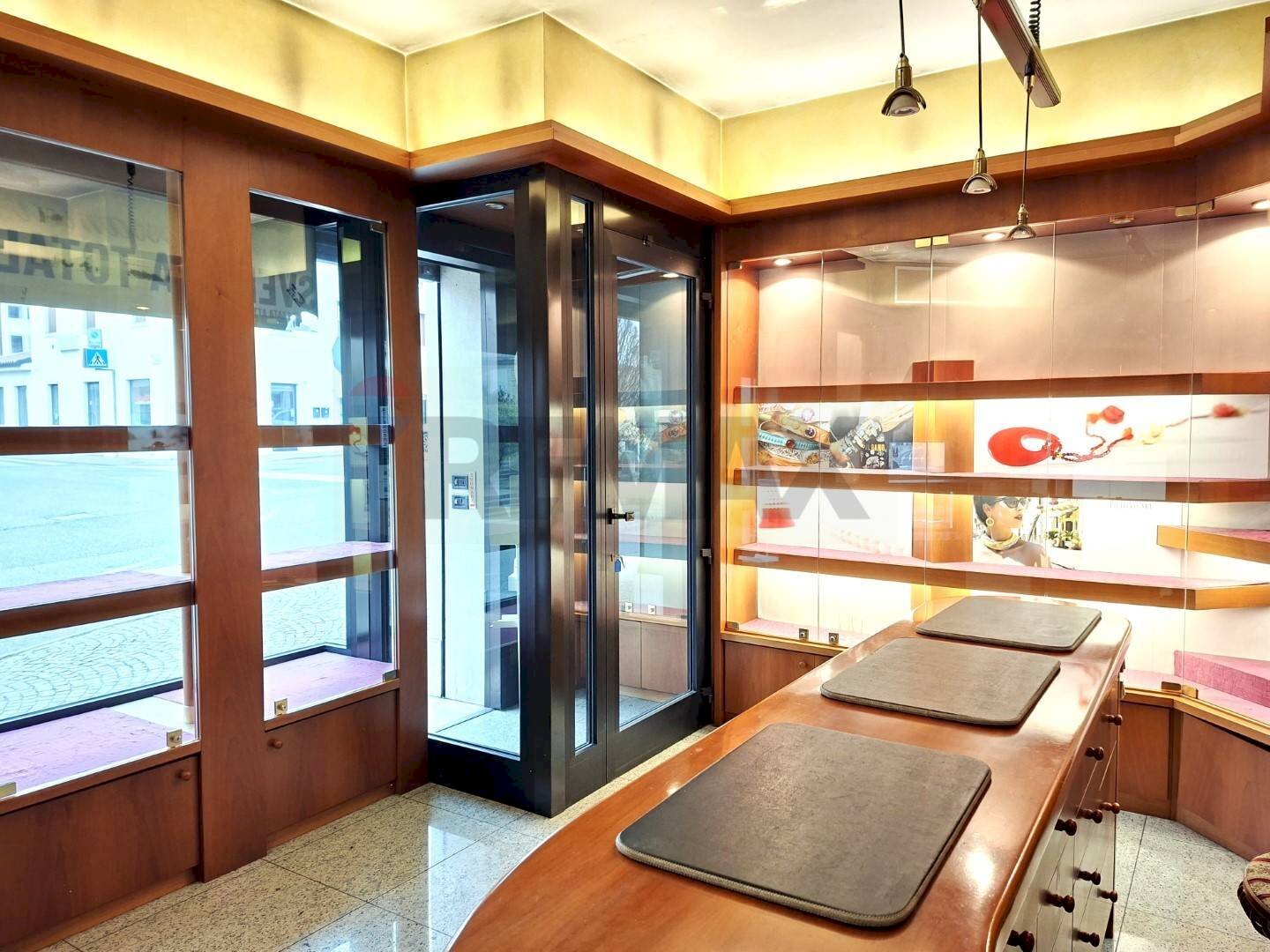 Cucina - Commercial Premises Piazza Umberto I
 
1, Pieve di Soligo - photo 2