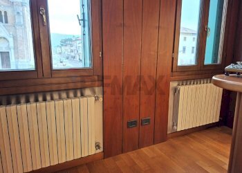 Camera / camera da letto - Commercial Premises Piazza Umberto I
 
1, Pieve di Soligo - photo 36