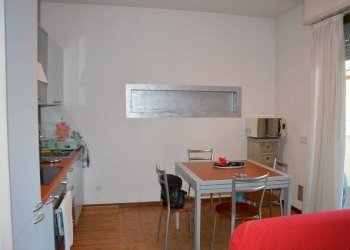Cucina - Bilocale via Alberone, 4, Gallarate - foto 3