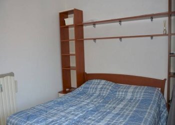 Camera da letto - Bilocale via Alberone, 4, Gallarate - foto 10