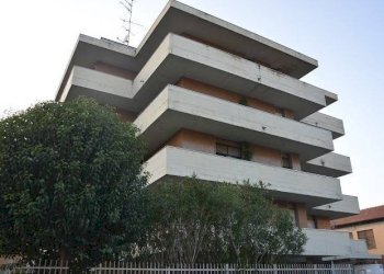 Facciata - Bilocale via Alberone, 4, Gallarate - foto 17