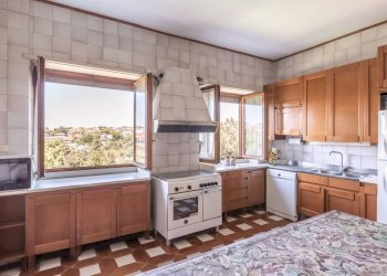 Cucina - Appartamento via Salsomaggiore, 4, Roma - foto 16