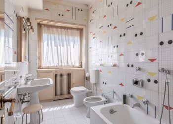Bagno - Appartamento via Salsomaggiore, 4, Roma - foto 19