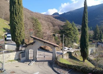 Vista delle montagne - Trilocale via Castello, Canzo - foto 18