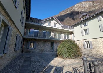 Edificio all\'aperto - Attico via Castello, Canzo - foto 5