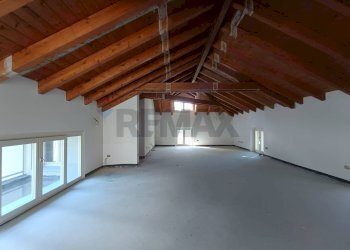 Stanza vuota - Attico via Castello, Canzo - foto 8