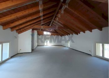 Stanza vuota - Attico via Castello, Canzo - foto 9