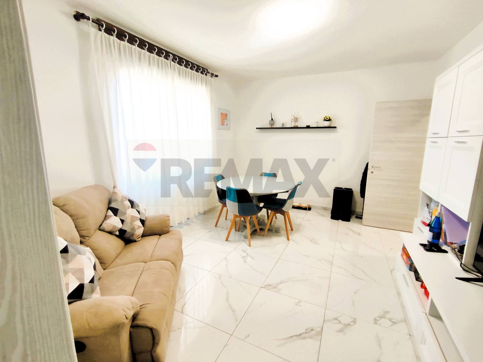 Sala da pranzo - Trilocale via manzoni
 
5, Fino Mornasco - foto 3