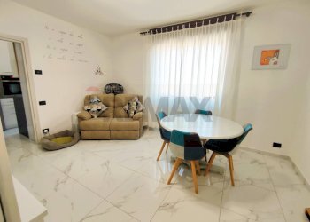 Sala da pranzo - Trilocale via manzoni
 
5, Fino Mornasco - foto 5