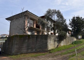 Facciata - Rustico via Verguino, Isola d'Asti - foto 6