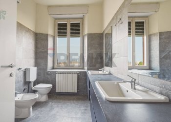 Bagno - Appartamento via GOTI
 
1, Scandiano - foto 8
