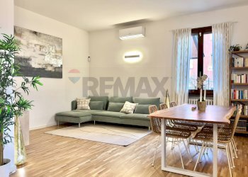 Sala da pranzo - Casa indipendente Via Prospero Martelli
 
66, Vezzano sul Crostolo - foto 1