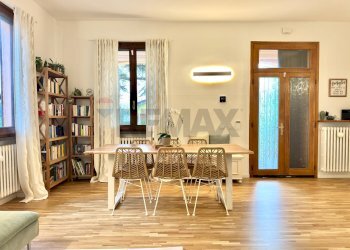 Sala da pranzo - Casa indipendente Via Prospero Martelli
 
66, Vezzano sul Crostolo - foto 2