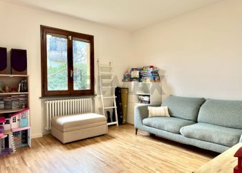 Soggiorno - Casa indipendente Via Prospero Martelli
 
66, Vezzano sul Crostolo - foto 36