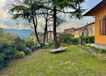 Giardino - Casa indipendente Via Prospero Martelli
 
66, Vezzano sul Crostolo - foto 46