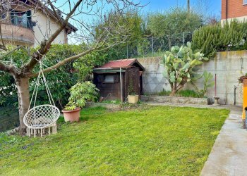 Giardino - Casa indipendente Via Prospero Martelli
 
66, Vezzano sul Crostolo - foto 48