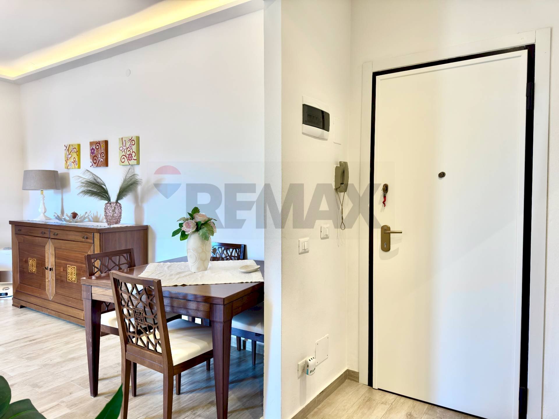 Sala da pranzo - Quadrilocale Via Alcide Cervi
 
1, Reggio nell'Emilia - foto 2