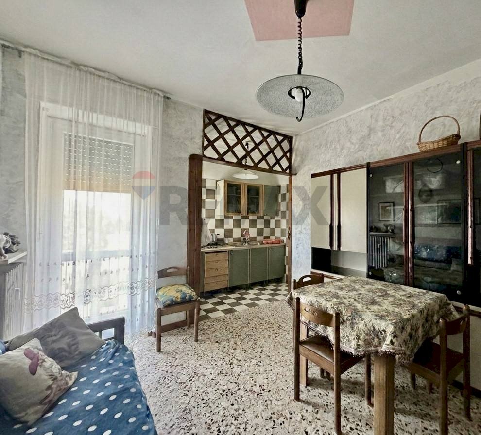 Sala da pranzo - Trilocale Stradale Torino
 
26, Chivasso - foto 1