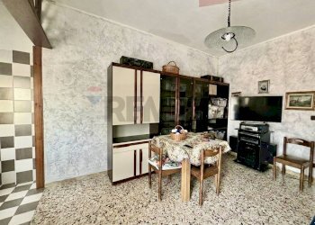 Sala da pranzo - Three-room apartment Stradale Torino
 
26, Chivasso - photo 10