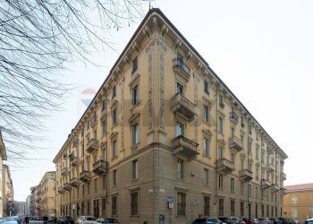 Edificio all\'aperto - Apartment Torino - photo 32