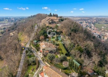 Foto 43 - Rustico Via Monte di Pietracuta
 
1, San Leo - foto 43