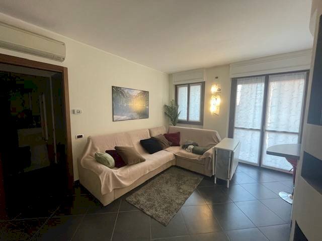 Foto 2 - Bilocale via 1 maggio
 
2, Segrate - foto 2