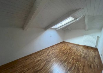 Camera da letto - Apartment strada Andezeno, 54, Chieri - photo 21