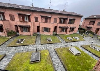 Cortile interno - Villa a Schiera Alessandria - foto 4