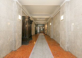 Ingresso - Bilocale via Assarotti, 17A, Genova (zona Castelletto) - foto 21
