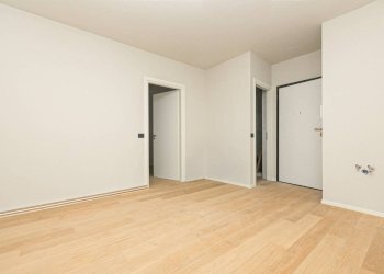 Cucina - Bilocale via Assarotti, 17A, Genova (zona Castelletto) - foto 8