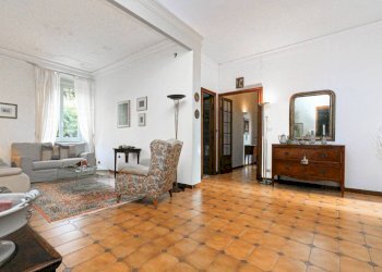 Salone - Appartamento corso Firenze, 80, Genova (zona Castelletto) - foto 3