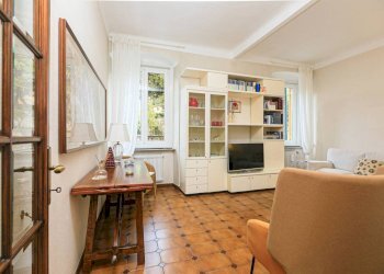 Salone - Appartamento corso Firenze, 80, Genova (zona Castelletto) - foto 21