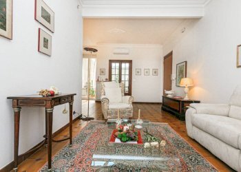 Salone - Appartamento corso Firenze, 80, Genova (zona Castelletto) - foto 8