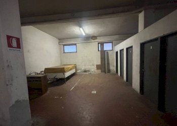 Magazzino - Magazzino via Luigi Devoto, Genova (zona Quarto) - foto 7