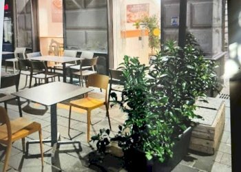 Interno non residenziale - Negozio via Sestri, Genova (zona Sestri Ponente) - foto 7