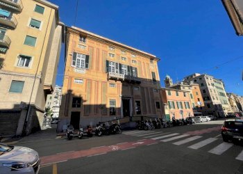 Facciata - Magazzino Genova (zona Sampierdarena) - foto 14