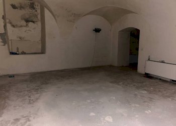 Stanza non arredata - Magazzino Genova (zona Sampierdarena) - foto 3
