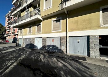 Facciata - Quadrilocale via dell'Alloro, Genova (zona Sestri Ponente) - foto 3