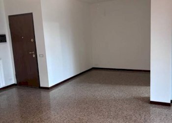 Soggiorno - Three-room apartment via Giovanni Amendola, Pavia - photo 10